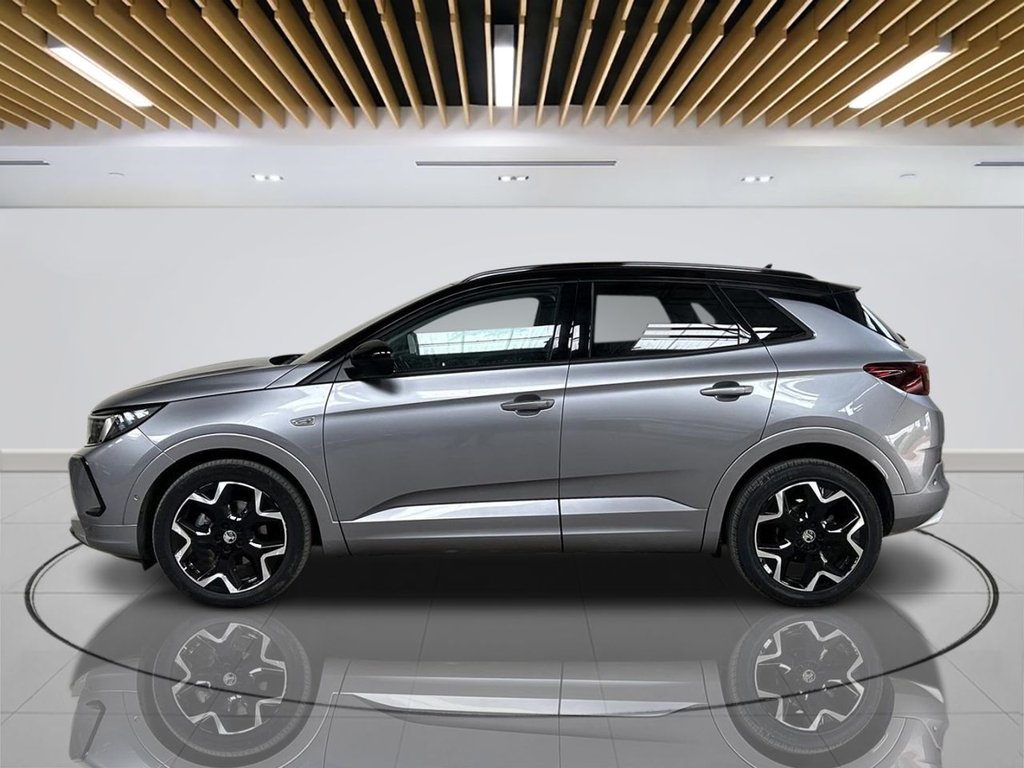 2024 Vauxhall Grandland — image 4