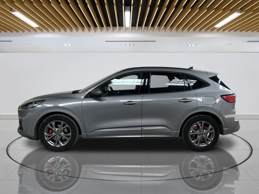 2023 Ford Kuga — image 4