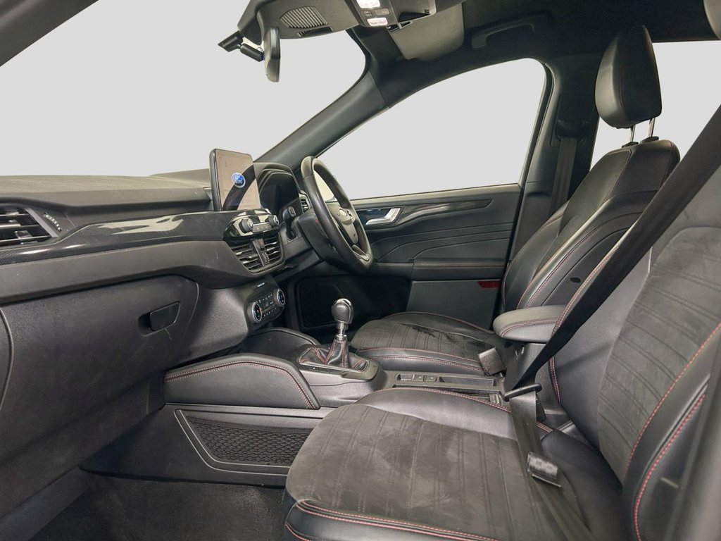 2023 Ford Kuga — image 9