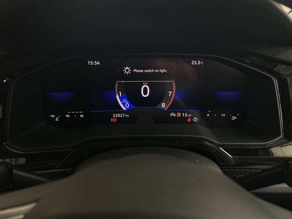 2023 Volkswagen Polo — image 16