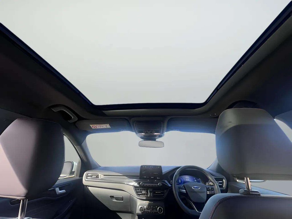 2023 Ford Kuga — image 15