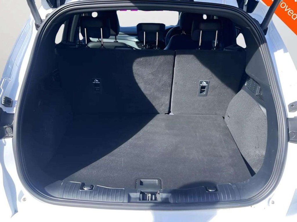 2023 Ford Kuga — image 17