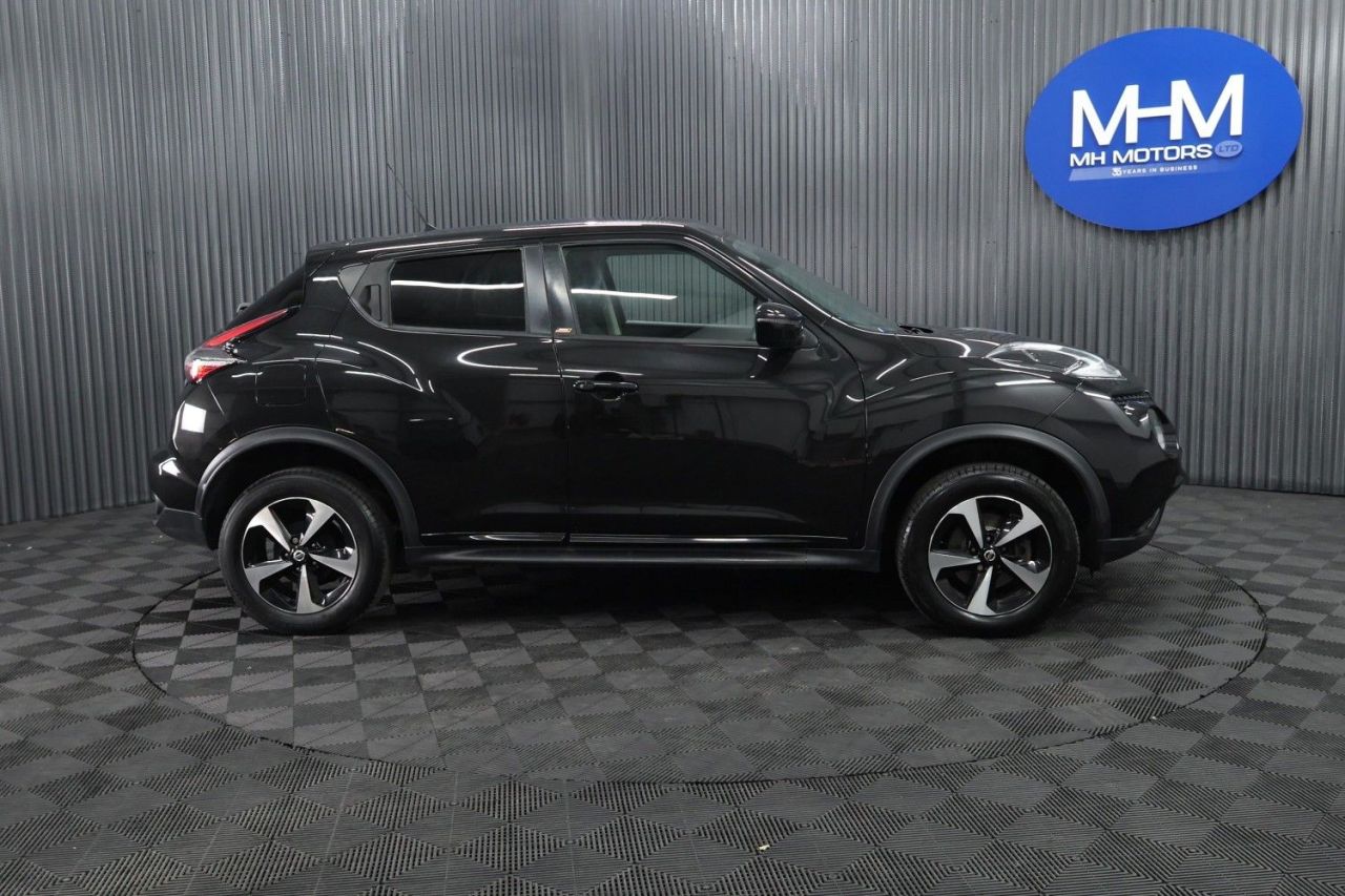 2019 NISSAN JUKE 1.6 Bose Personal Edition SUV 5dr Petrol Manual Euro 6 (112 ps) LOW INSURAN - vehicle photo 8 for sale on PureCar