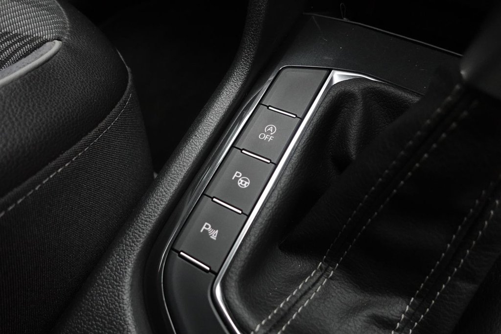 2020 Volkswagen Tiguan — image 32