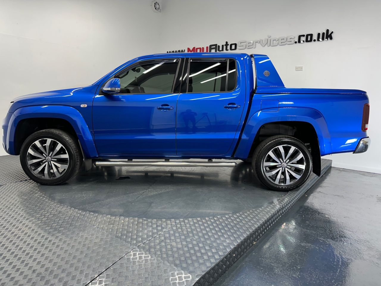 2019 VOLKSWAGEN AMAROK 3.0 TDI V6 Aventura Pickup Double Cab 4dr Diesel Auto 4Motion Euro 6 (s/s) - vehicle photo 4 for sale on PureCar