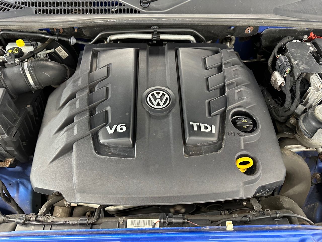 2019 VOLKSWAGEN AMAROK 3.0 TDI V6 Aventura Pickup Double Cab 4dr Diesel Auto 4Motion Euro 6 (s/s) - vehicle photo 10 for sale on PureCar