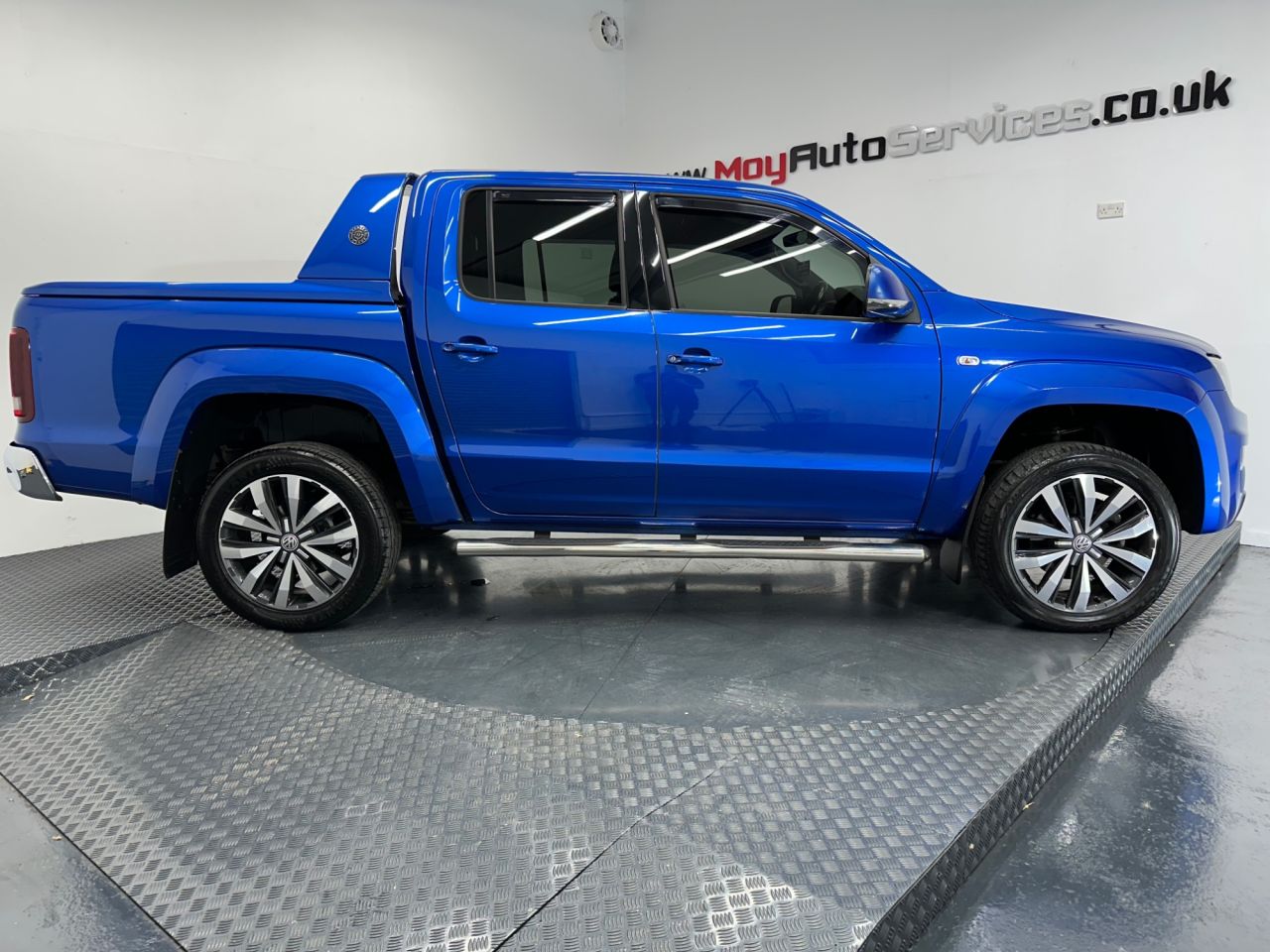 2019 VOLKSWAGEN AMAROK 3.0 TDI V6 Aventura Pickup Double Cab 4dr Diesel Auto 4Motion Euro 6 (s/s) - vehicle photo 9 for sale on PureCar