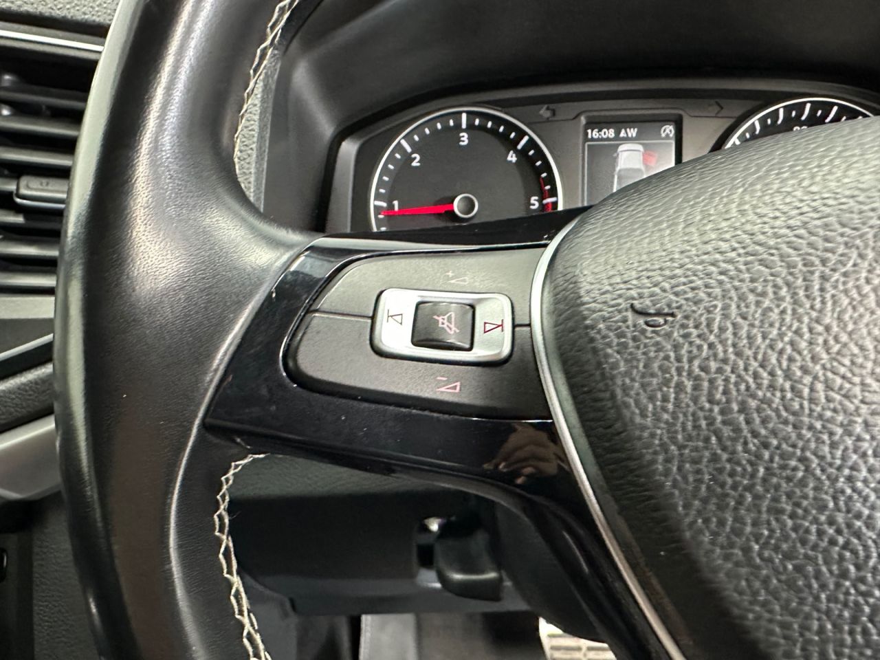 2019 VOLKSWAGEN AMAROK 3.0 TDI V6 Aventura Pickup Double Cab 4dr Diesel Auto 4Motion Euro 6 (s/s) - vehicle photo 13 for sale on PureCar
