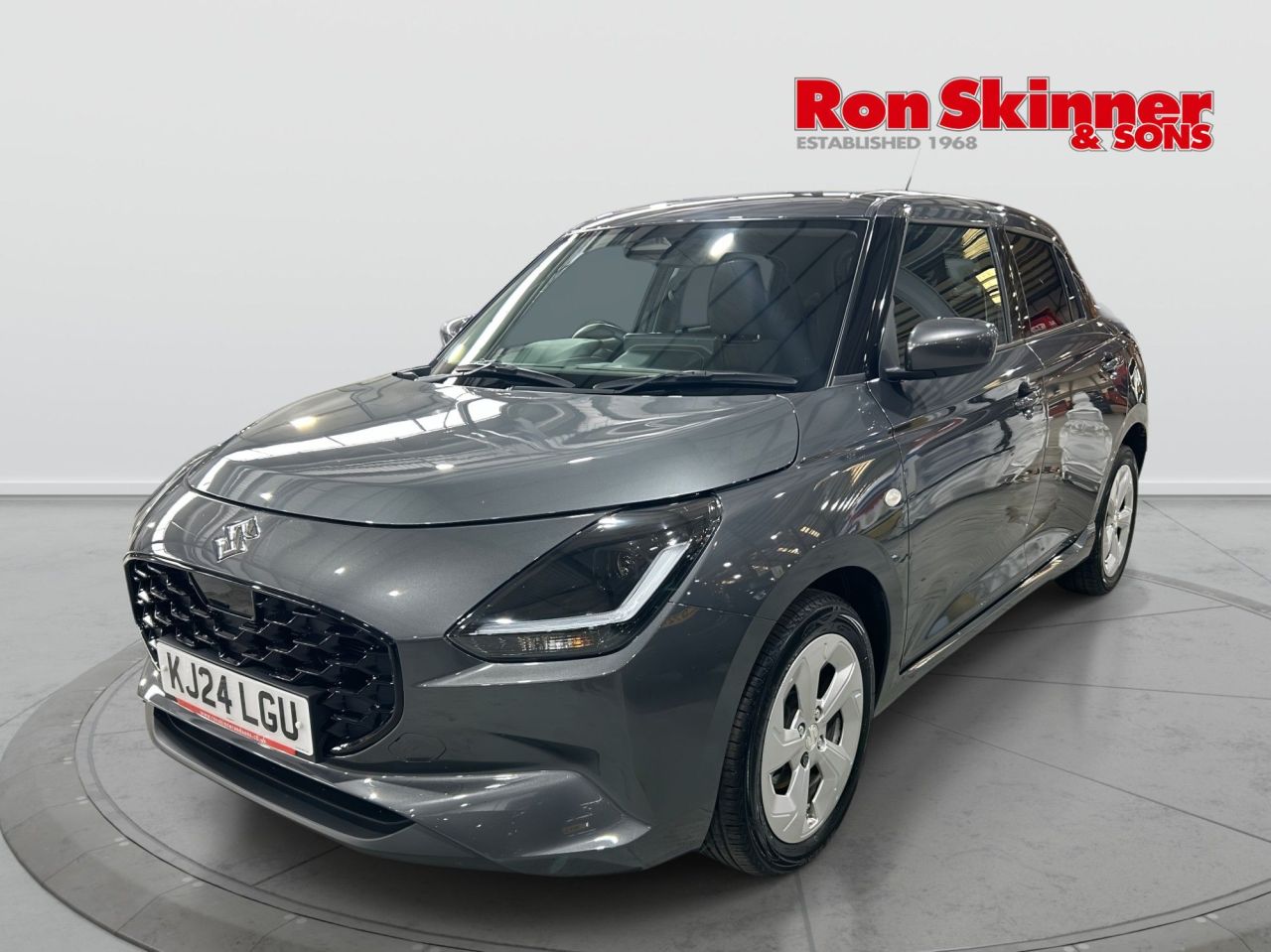 2024 24 SUZUKI SWIFT