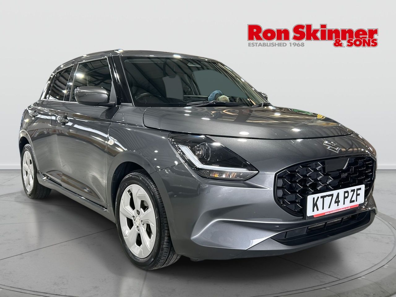 2025 74 SUZUKI SWIFT