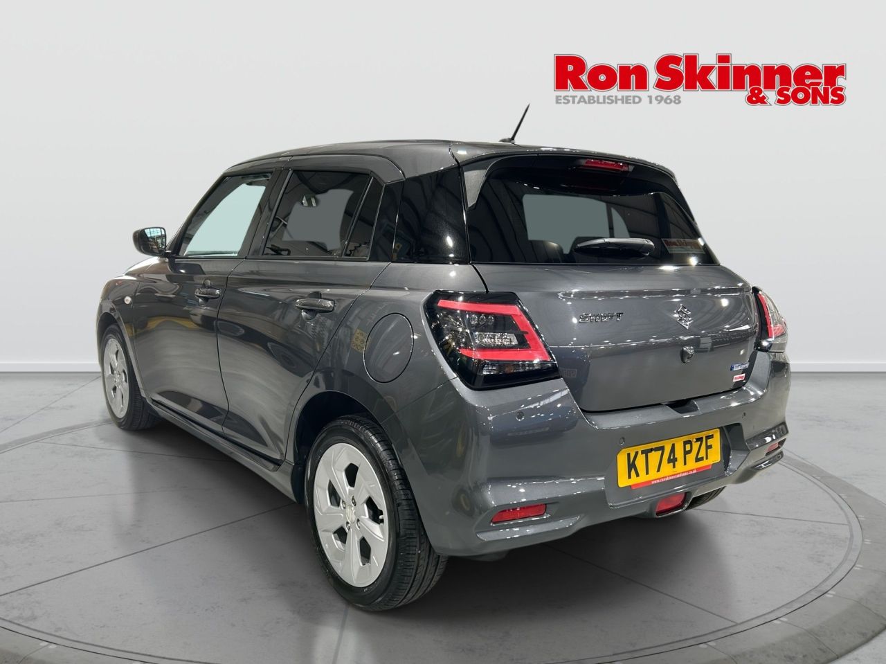 2025 74 SUZUKI SWIFT
