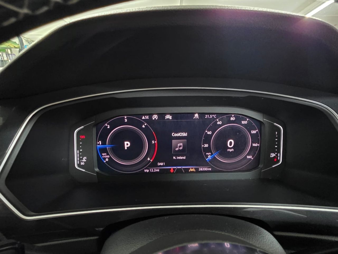 2020 VOLKSWAGEN TIGUAN 2.0 TDI R-Line Tech SUV 5dr Diesel DSG Euro 6 (s/s) (150 ps) 1 Owner from n - vehicle photo 5 for sale on PureCar