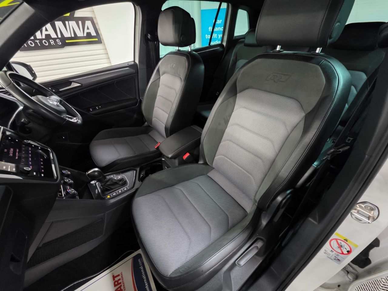 2020 VOLKSWAGEN TIGUAN 2.0 TDI R-Line Tech SUV 5dr Diesel DSG Euro 6 (s/s) (150 ps) 1 Owner from n - vehicle photo 20 for sale on PureCar