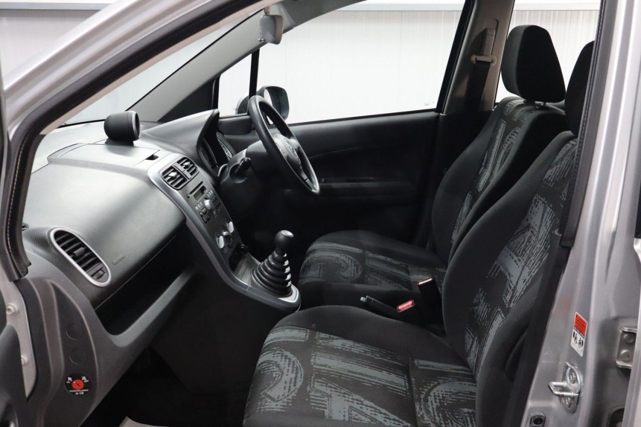 2014 VAUXHALL AGILA 1.0 ecoFLEX 12V S MPV 5dr Petrol Manual Euro 5 (68 ps) LOW MILEAGE / EASY T - vehicle photo 29 for sale on PureCar