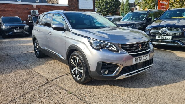 2019 Peugeot 5008