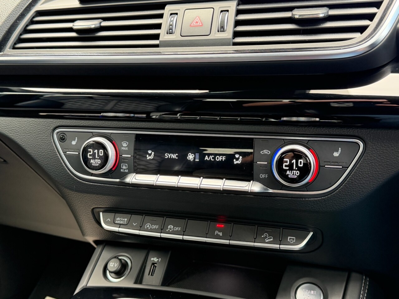 2022 AUDI Q5 Edition 1 - vehicle photo 15 for sale on PureCar