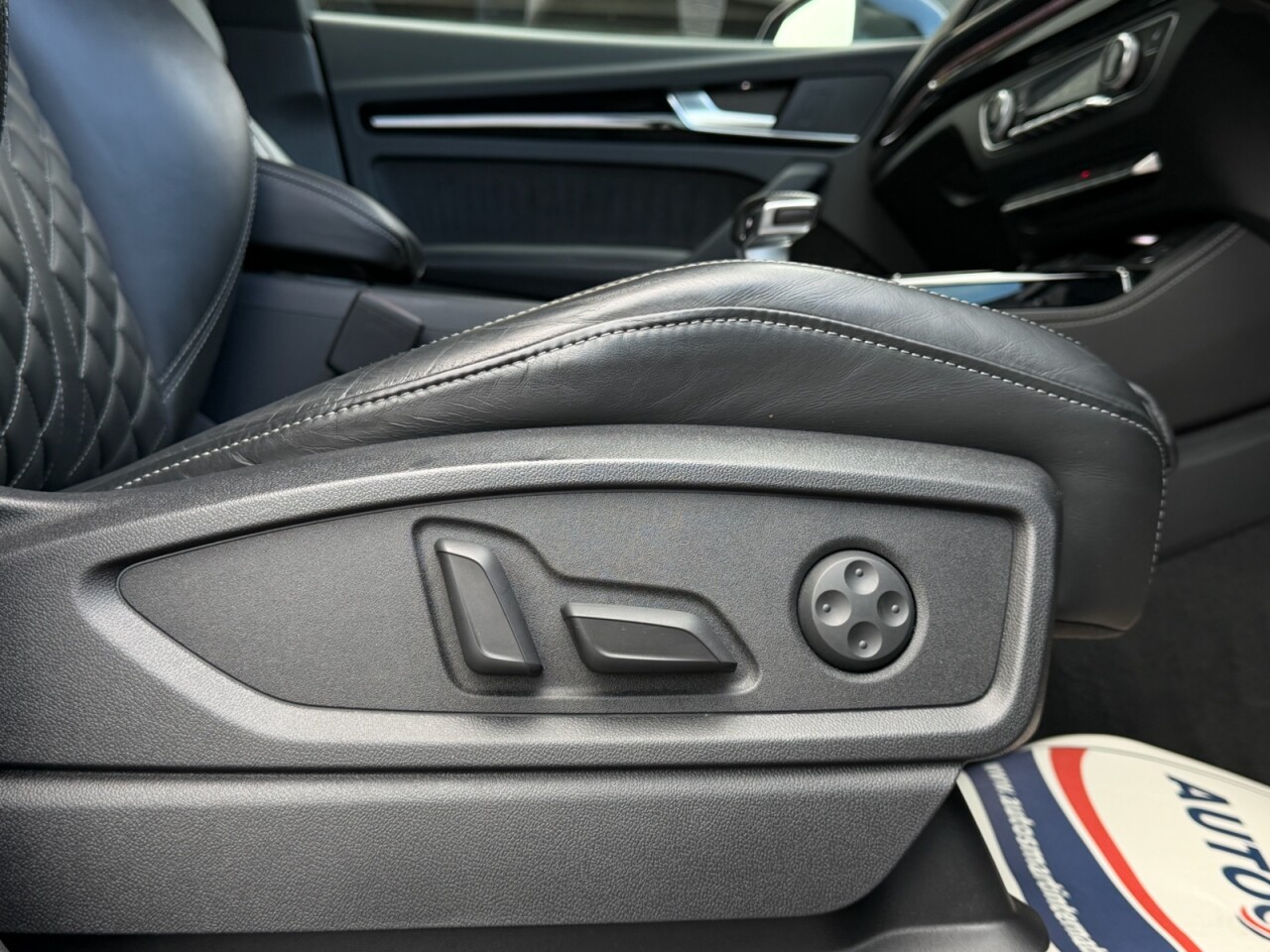2022 AUDI Q5 Edition 1 - vehicle photo 17 for sale on PureCar