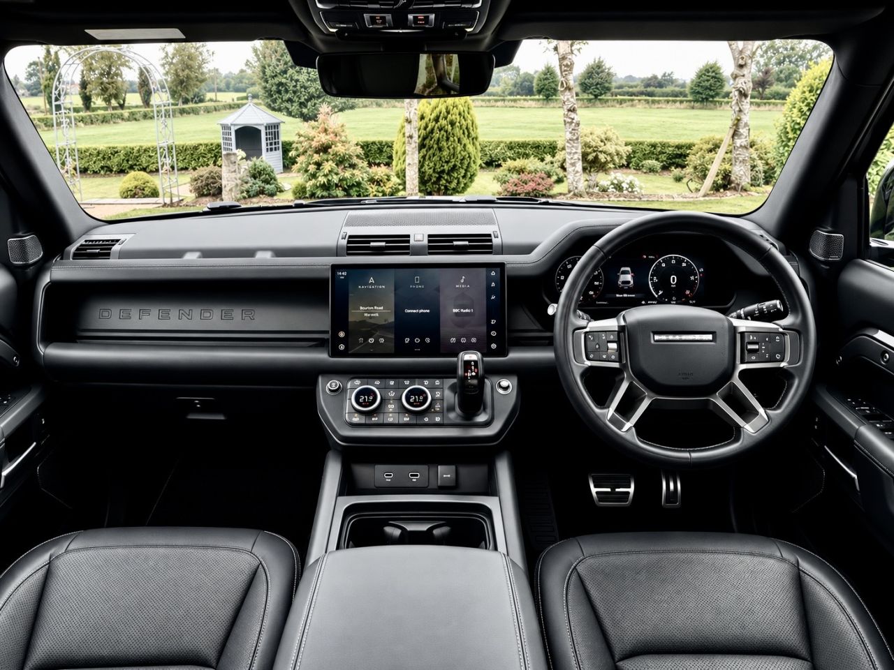 2023 LAND ROVER DEFENDER 110 3.0 D300 MHEV X-Dynamic HSE SUV 5dr Diesel Auto 4WD Euro 6 (s/s) (300 ps) - vehicle photo 12 for sale on PureCar
