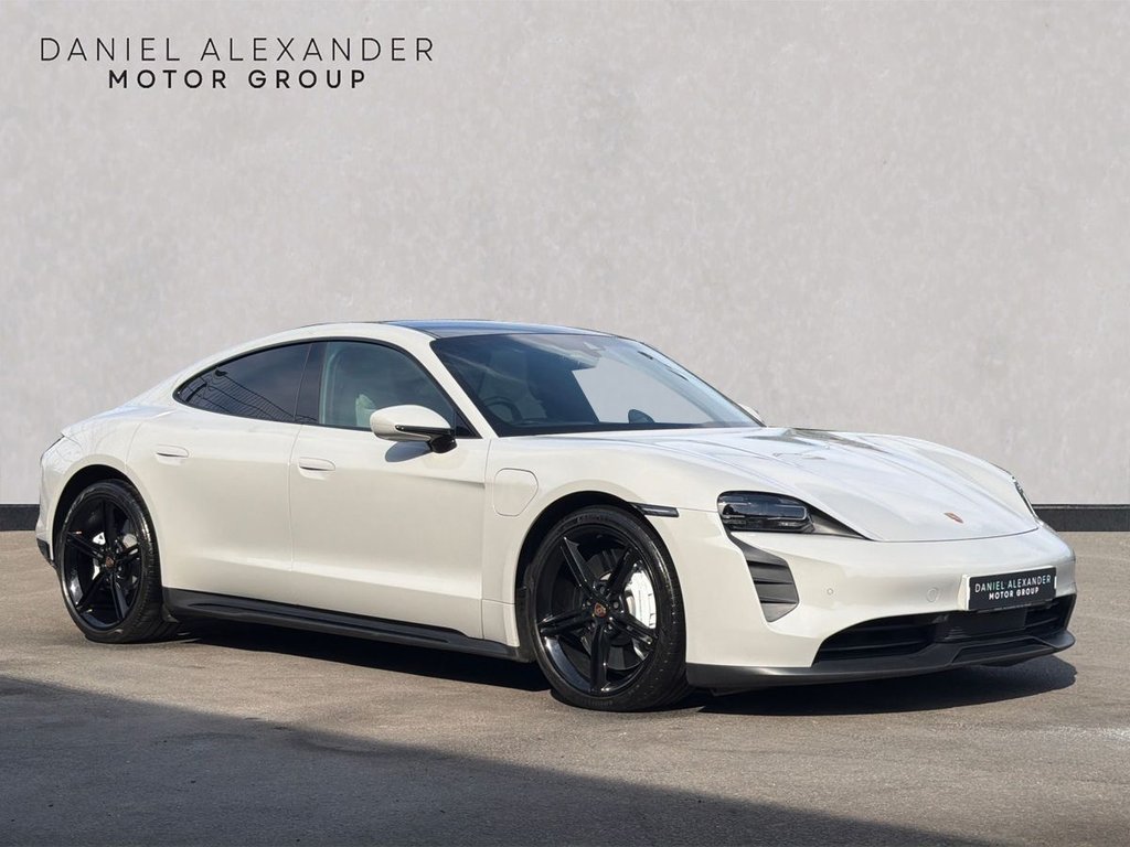 2020 PORSCHE TAYCAN