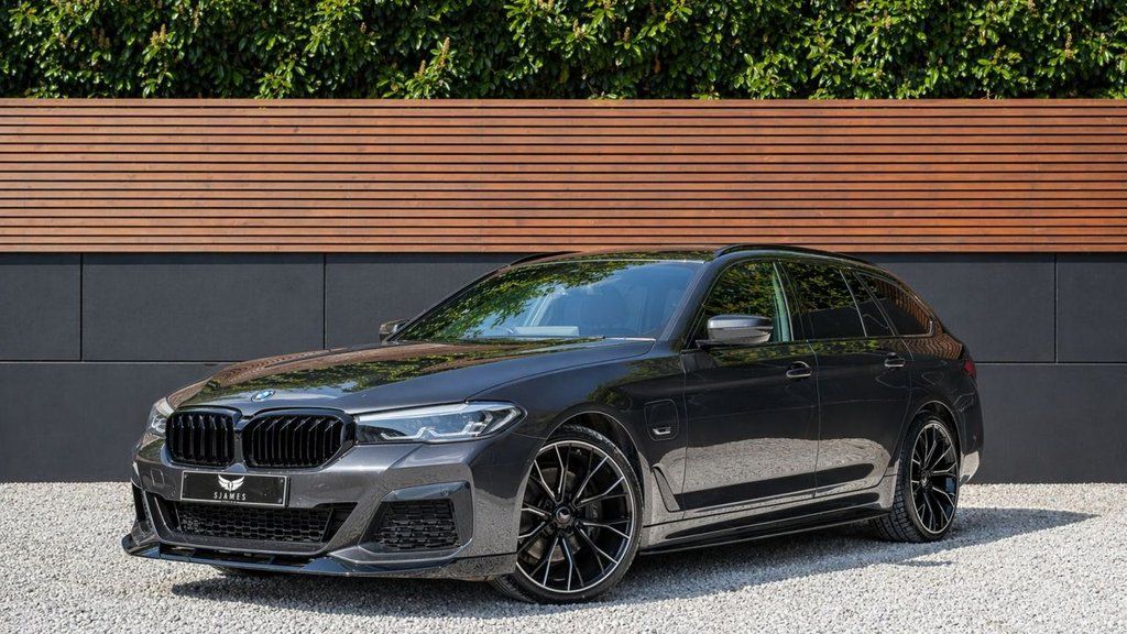 2022 BMW 5 Series