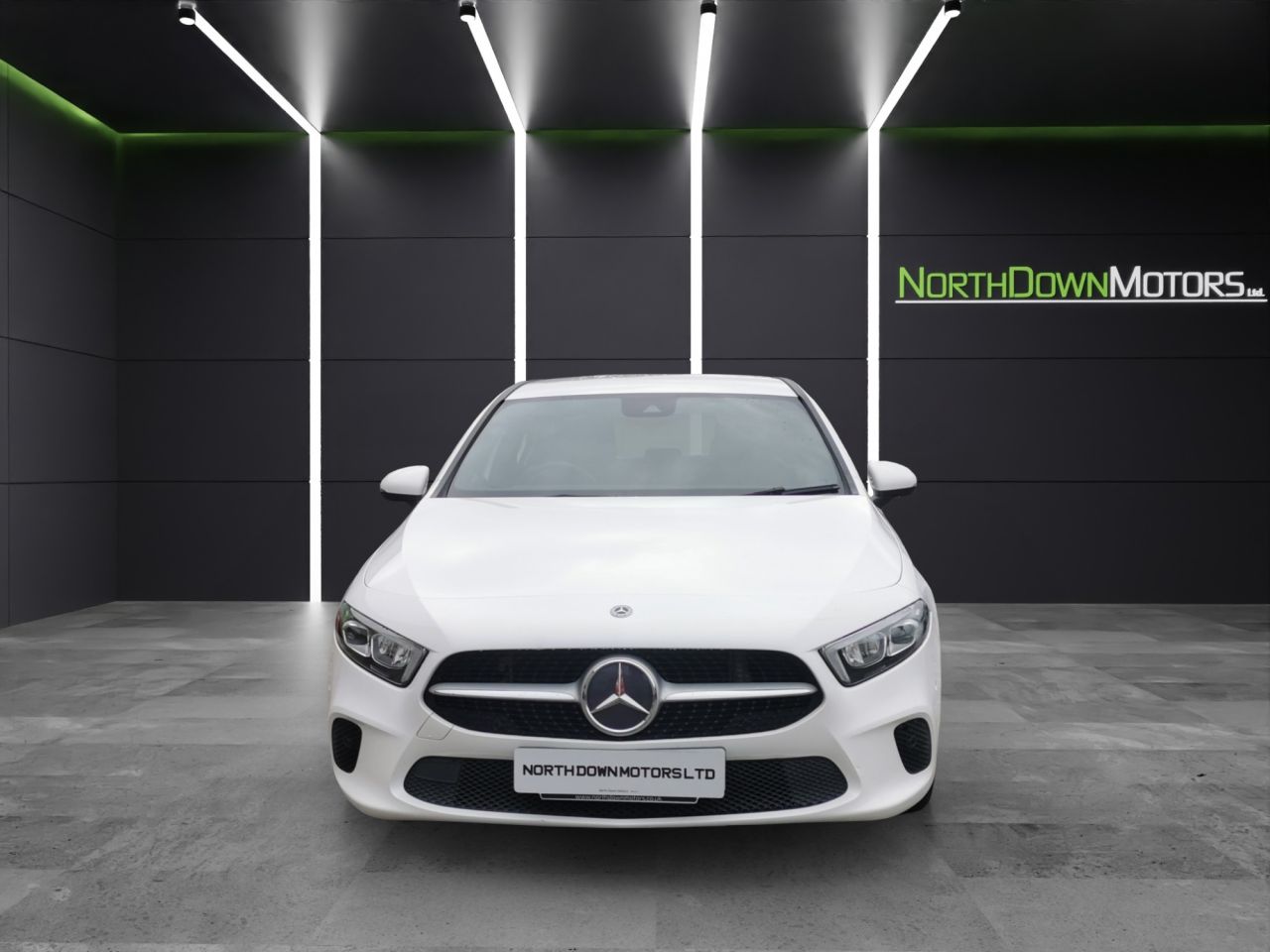 2019 MERCEDES A CLASS 1.5 A180d Sport (Executive) Hatchback 5dr Diesel 7G-DCT Euro 6 (s/s) (116 p - vehicle photo 2 for sale on PureCar