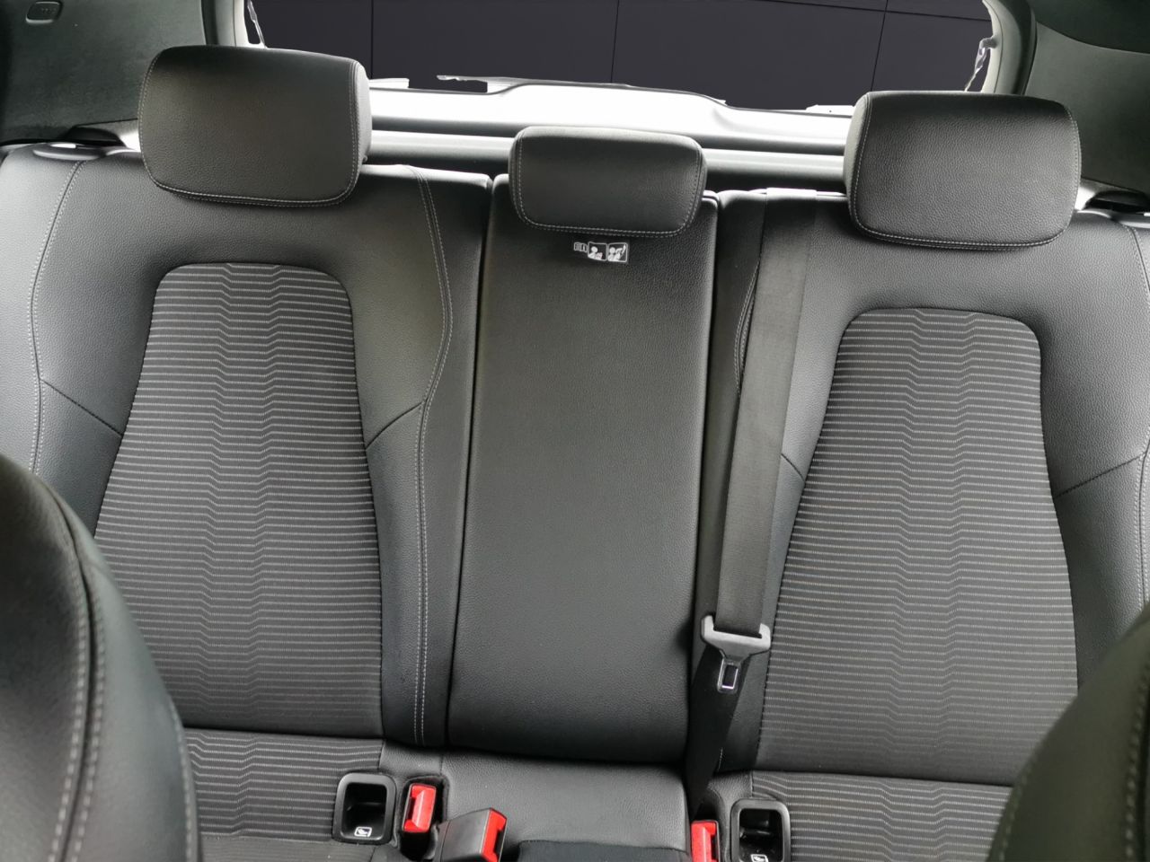 2019 MERCEDES A CLASS 1.5 A180d Sport (Executive) Hatchback 5dr Diesel 7G-DCT Euro 6 (s/s) (116 p - vehicle photo 12 for sale on PureCar