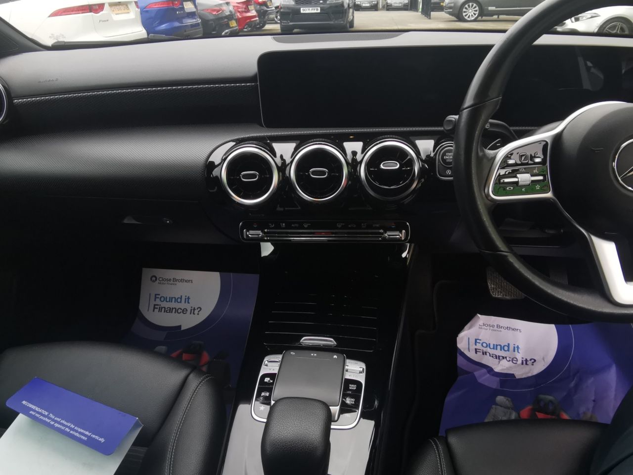 2019 MERCEDES A CLASS 1.5 A180d Sport (Executive) Hatchback 5dr Diesel 7G-DCT Euro 6 (s/s) (116 p - vehicle photo 14 for sale on PureCar