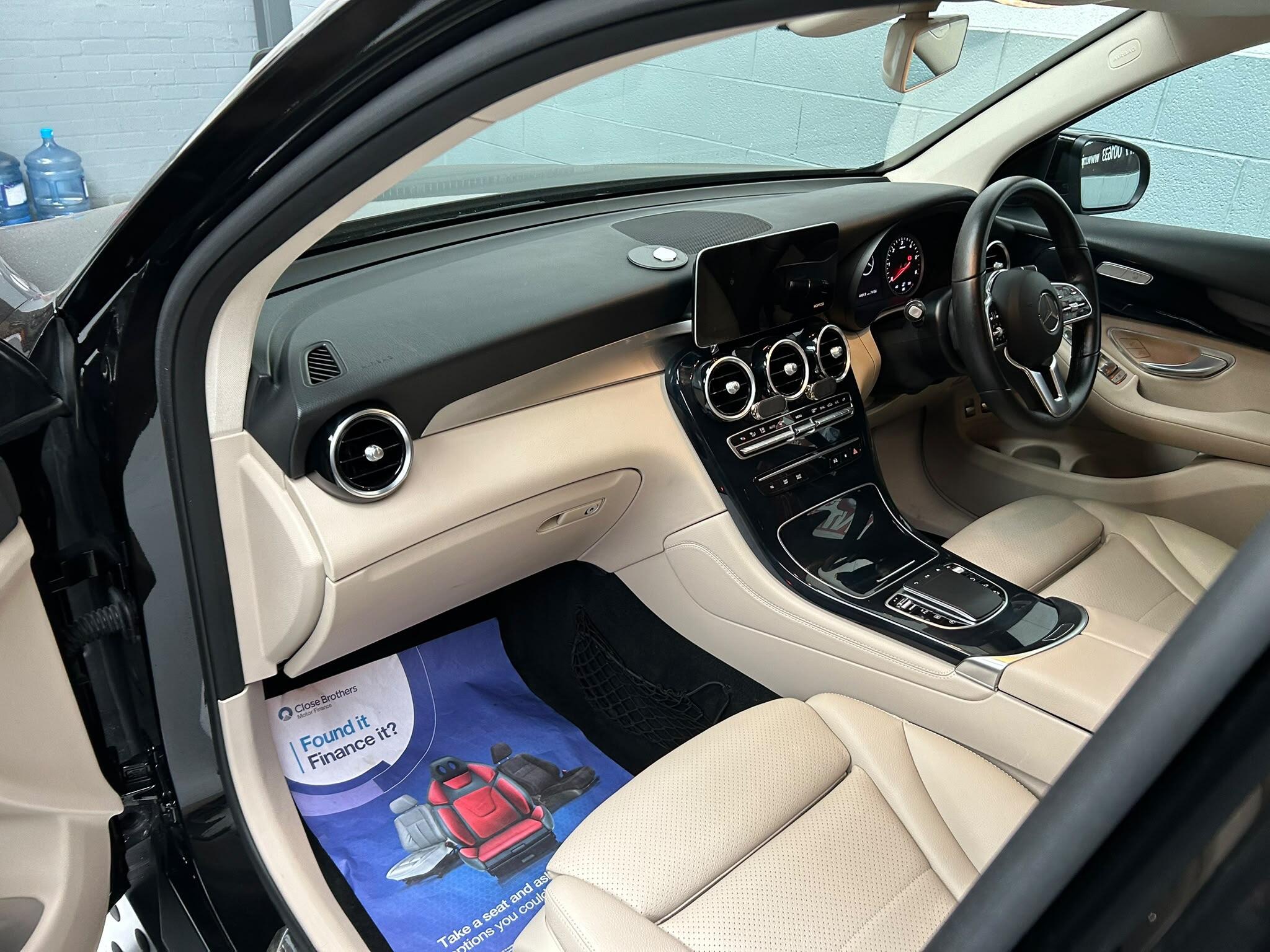 2021 MERCEDES GLC 2.0 GLC220d Sport G-Tronic+ 4MATIC Euro 6 (s/s) 5dr - vehicle photo 33 for sale on PureCar