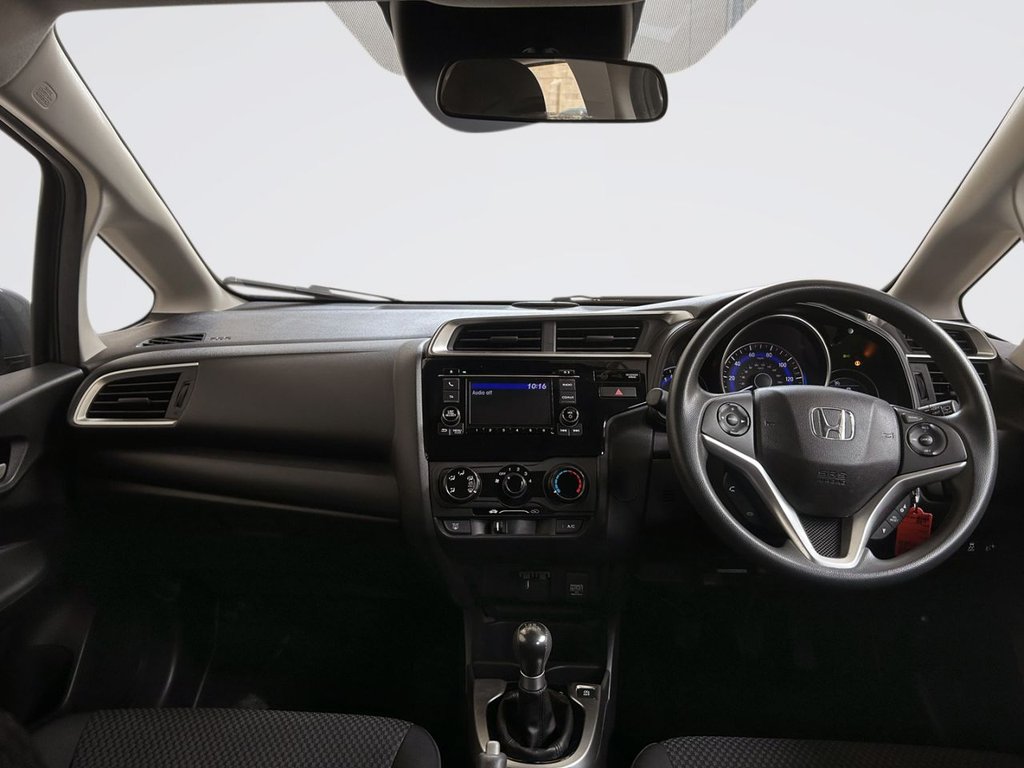 2018 Honda Jazz — image 2