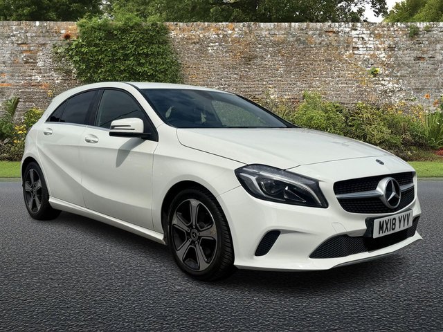 2018 MERCEDES A CLASS 2.1 A200D SPORT EDITION HATCHBACK 5DR DIESEL MANUAL EURO 6 S S... photo