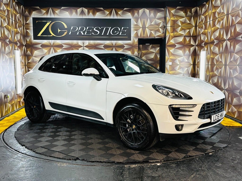 2015 Porsche Macan