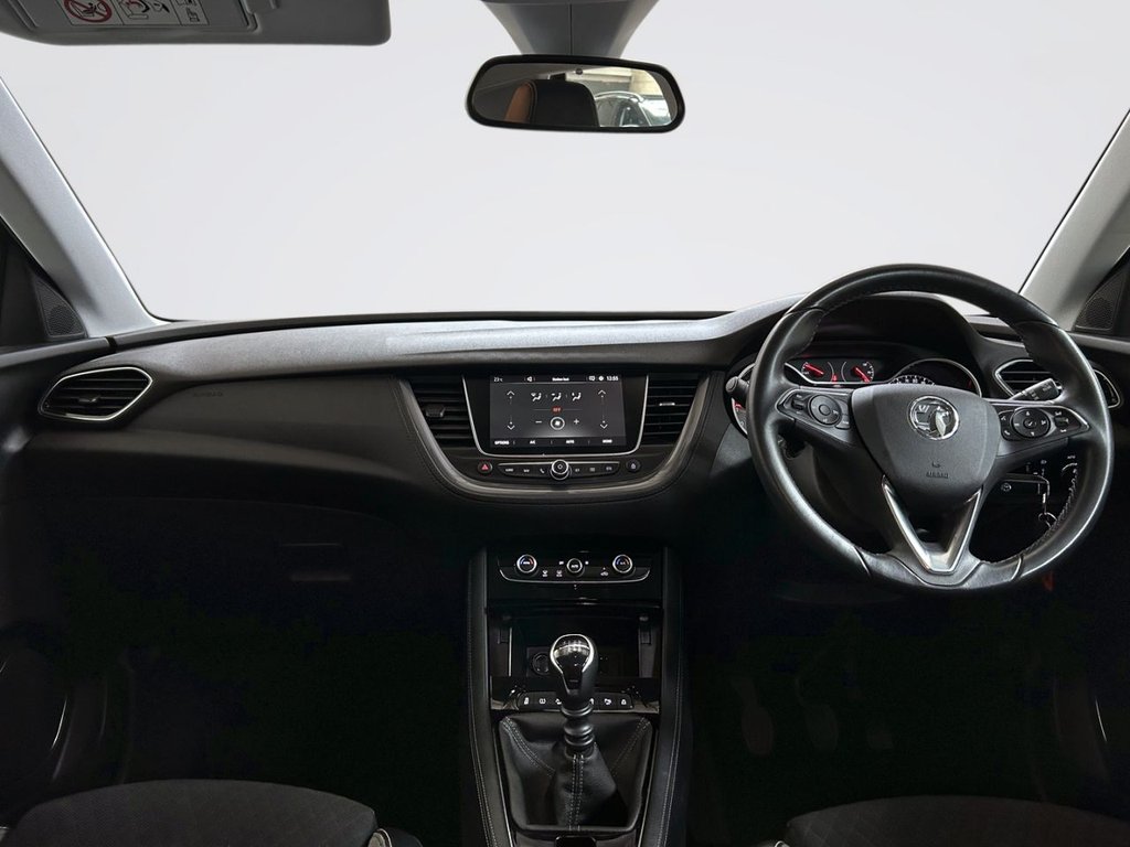 2019 Vauxhall Grandland X — image 2