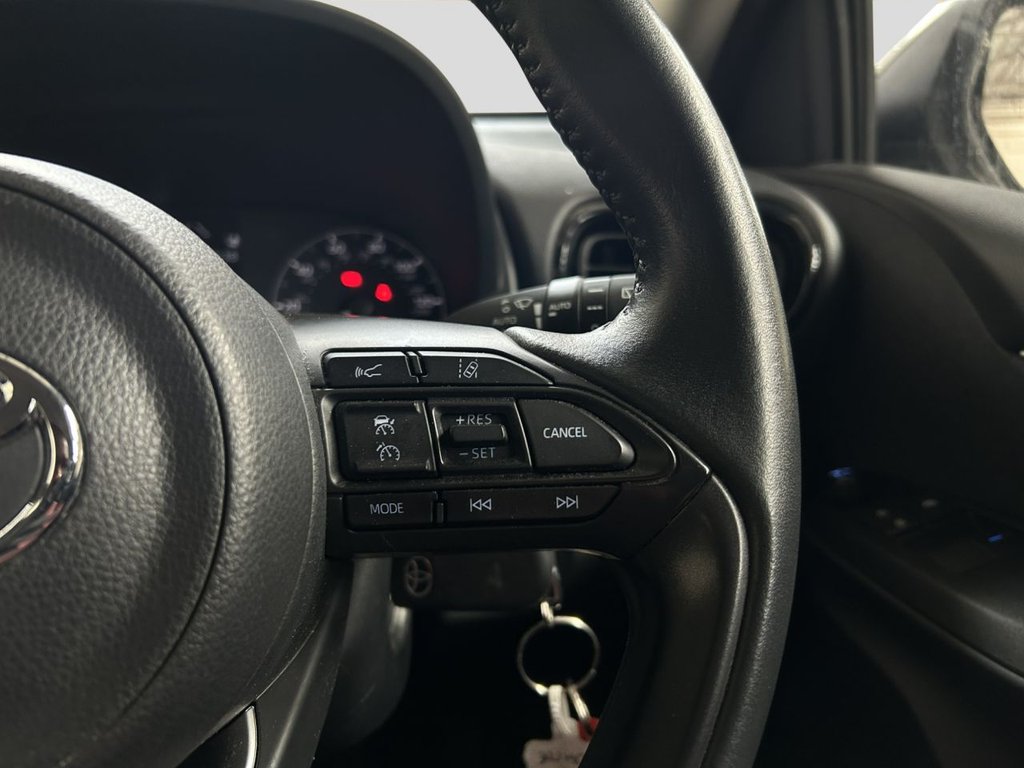 2024 Toyota Yaris — image 17