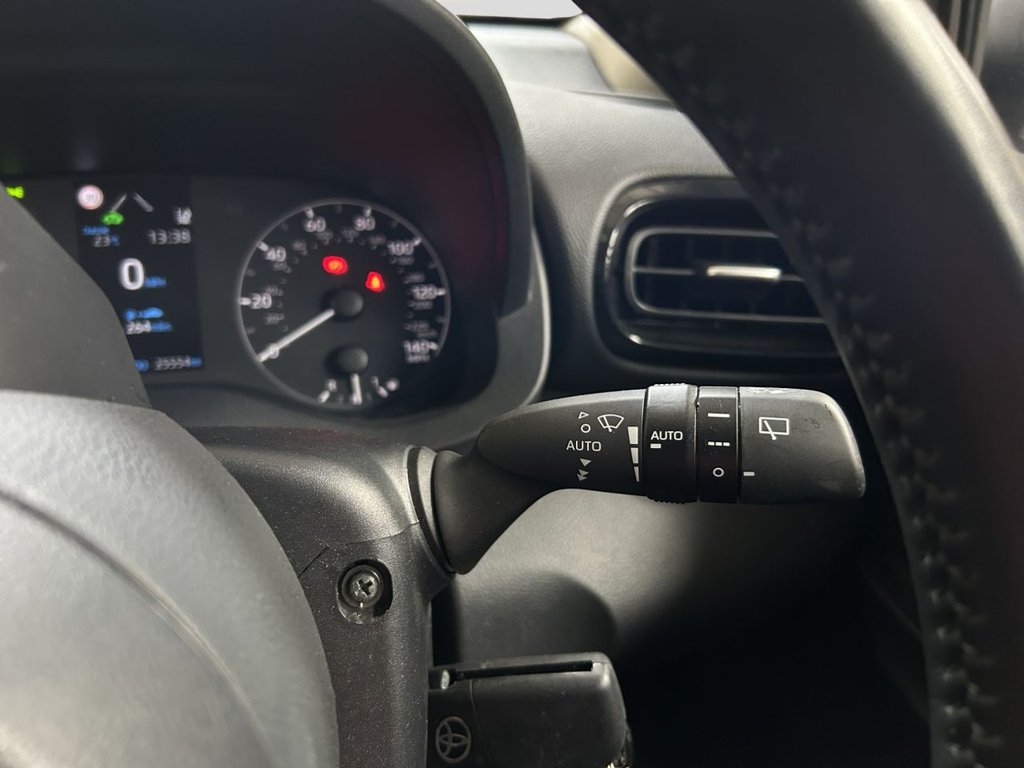 2024 Toyota Yaris — image 19