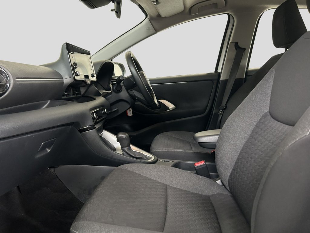 2024 Toyota Yaris — image 11