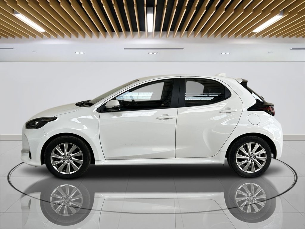 2024 Toyota Yaris — image 5