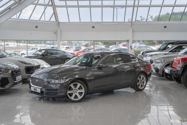 2017 Jaguar Xe