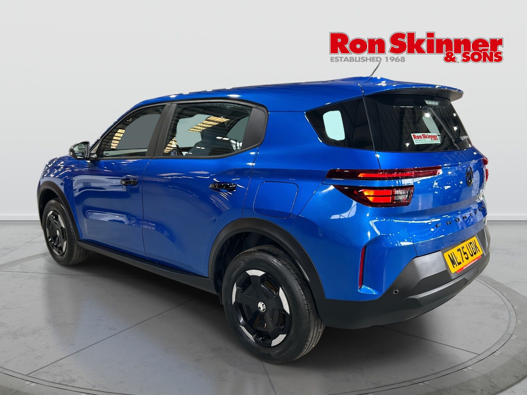 2025 Vauxhall Frontera Electric — image 3