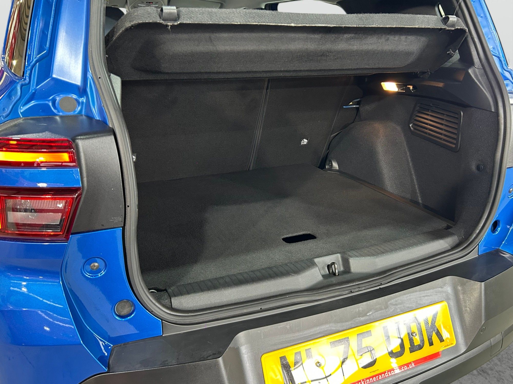 2025 Vauxhall Frontera Electric — image 6