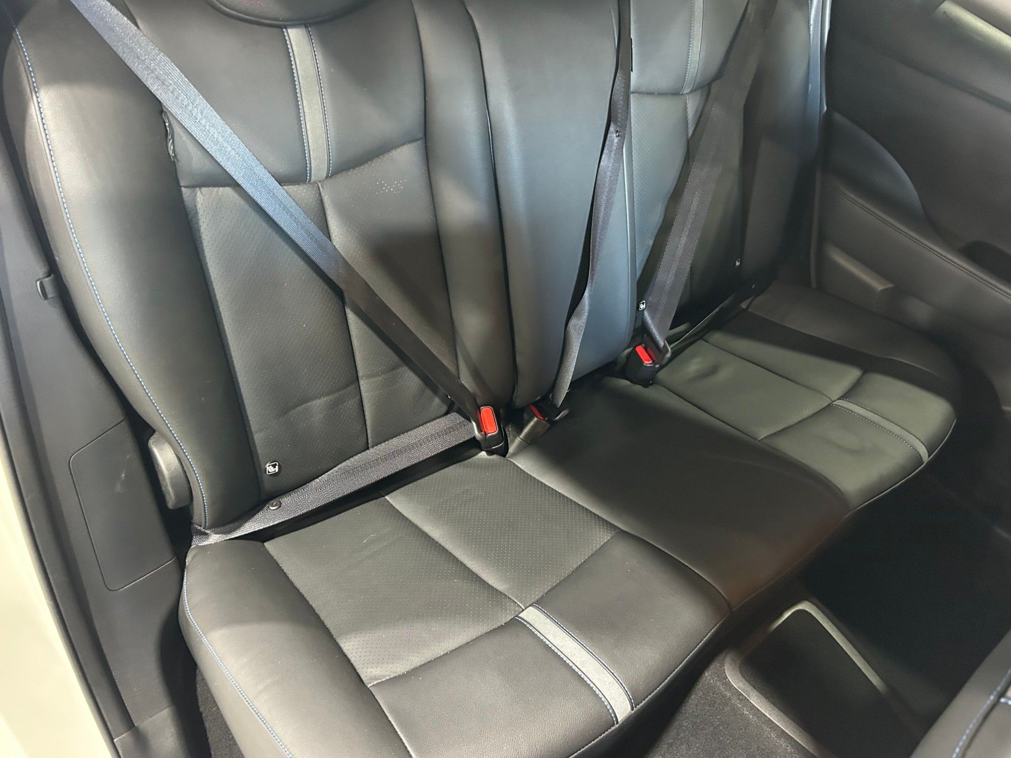 2024 Nissan Leaf — image 5