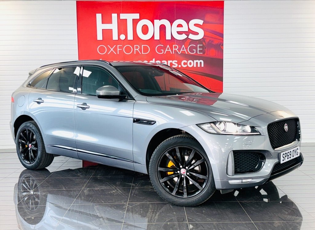 Jaguar F-Pace