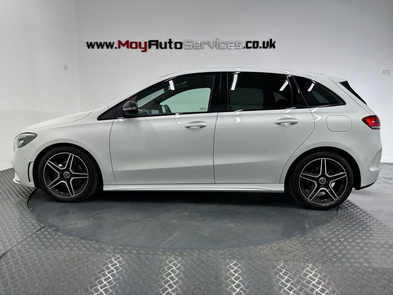 2023 MERCEDES B CLASS 2.0 B200d AMG Line (Executive) MPV 5dr Diesel 8G-DCT Euro 6 (s/s) (150 ps) - vehicle photo 2 for sale on PureCar