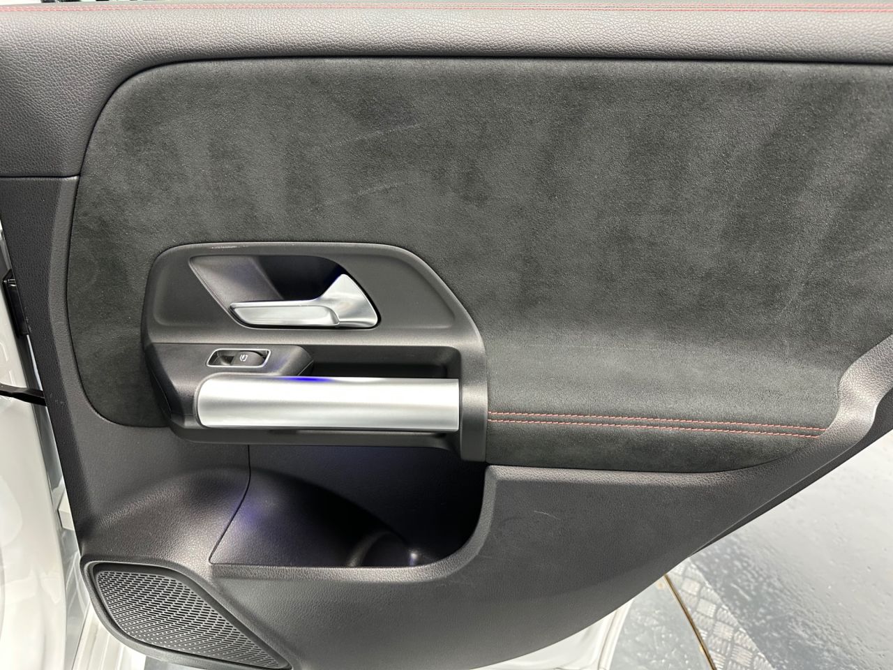 2023 MERCEDES B CLASS 2.0 B200d AMG Line (Executive) MPV 5dr Diesel 8G-DCT Euro 6 (s/s) (150 ps) - vehicle photo 23 for sale on PureCar