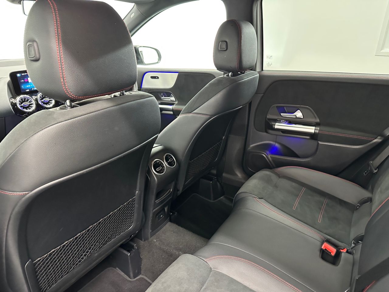2023 MERCEDES B CLASS 2.0 B200d AMG Line (Executive) MPV 5dr Diesel 8G-DCT Euro 6 (s/s) (150 ps) - vehicle photo 27 for sale on PureCar