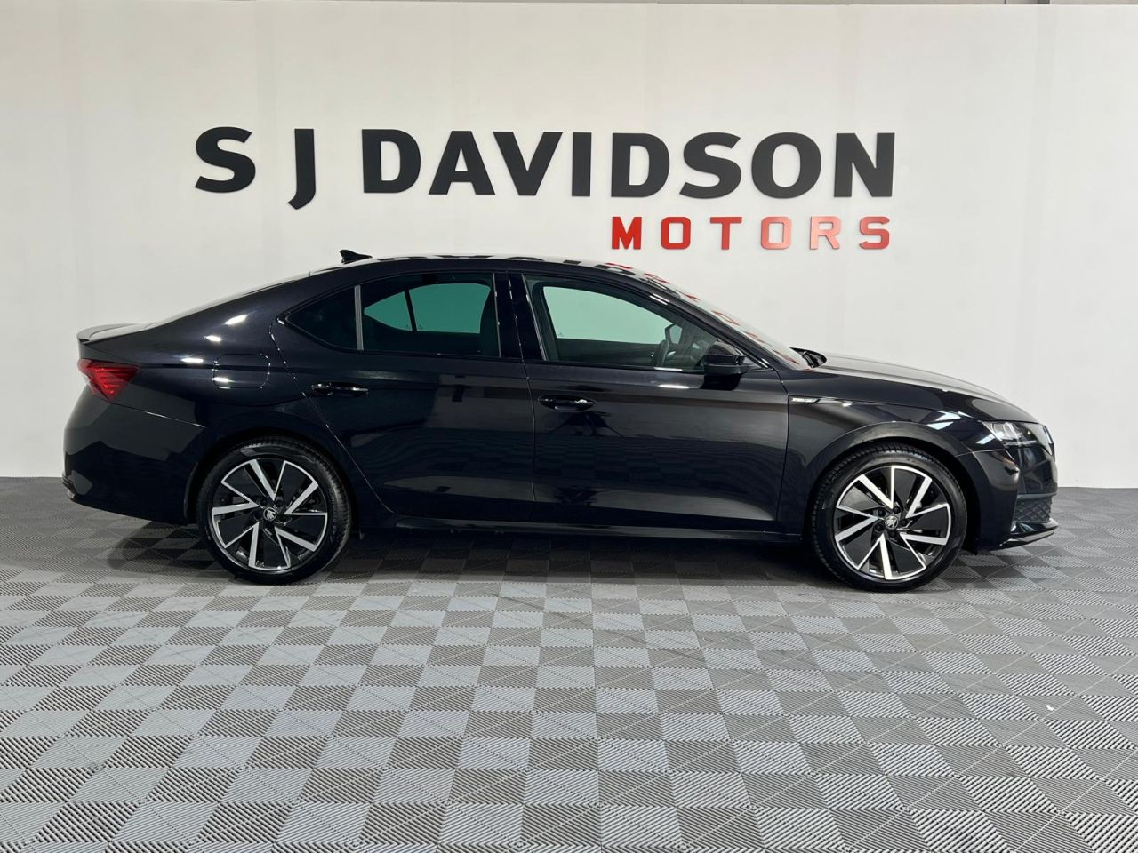 2026 SKODA OCTAVIA 2.0 TDI SportLine Hatchback 5dr Diesel DSG Euro 6 (s/s) (150 ps) VAT Q - CH - vehicle photo 5 for sale on PureCar
