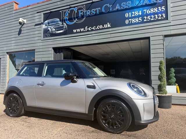 2024 MINI HATCH