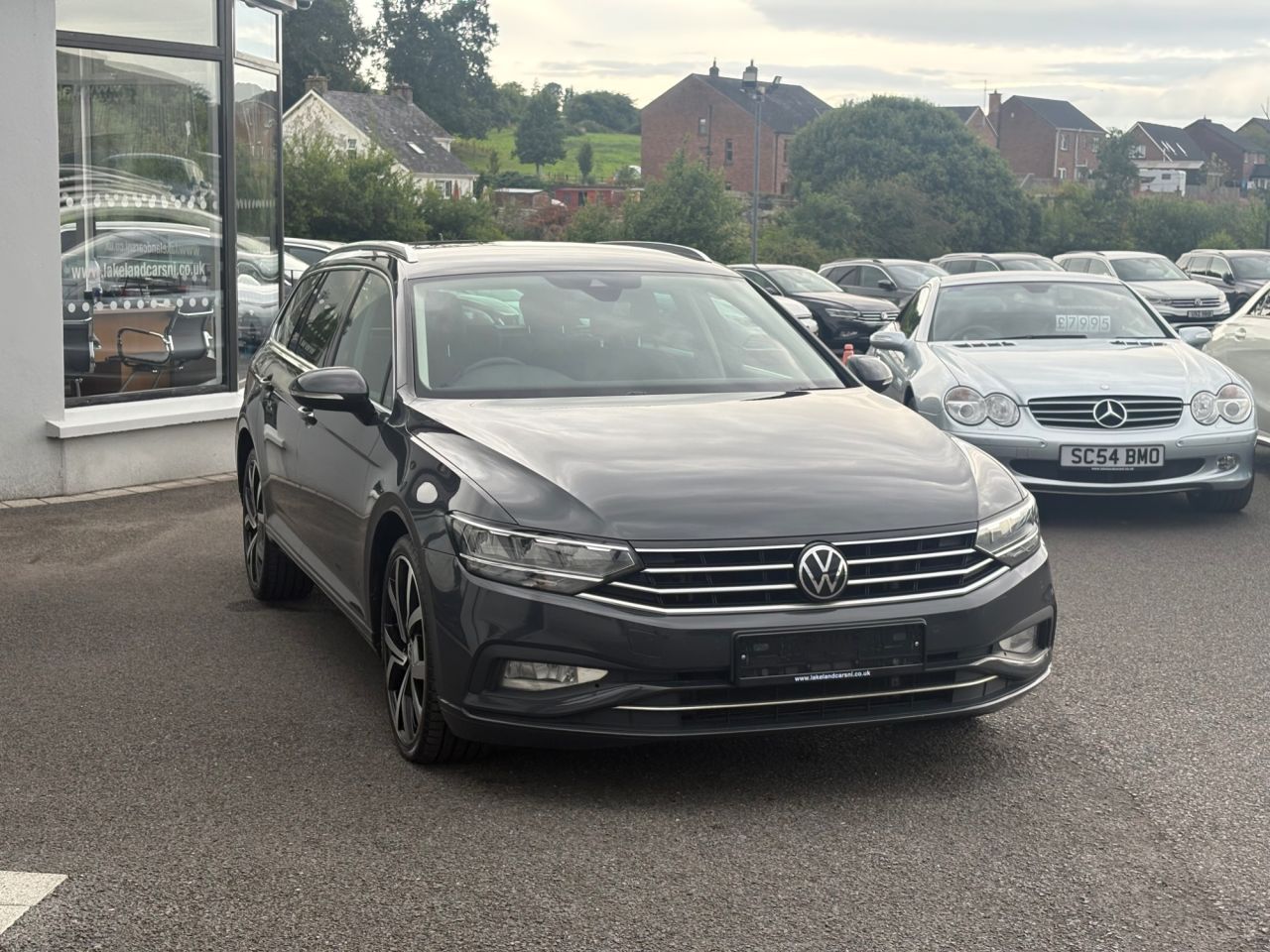 2021 VOLKSWAGEN PASSAT 2.0 TDI EVO SEL Estate 5dr Diesel Manual Euro 6 (s/s) (150 ps) - vehicle photo 4 for sale on PureCar