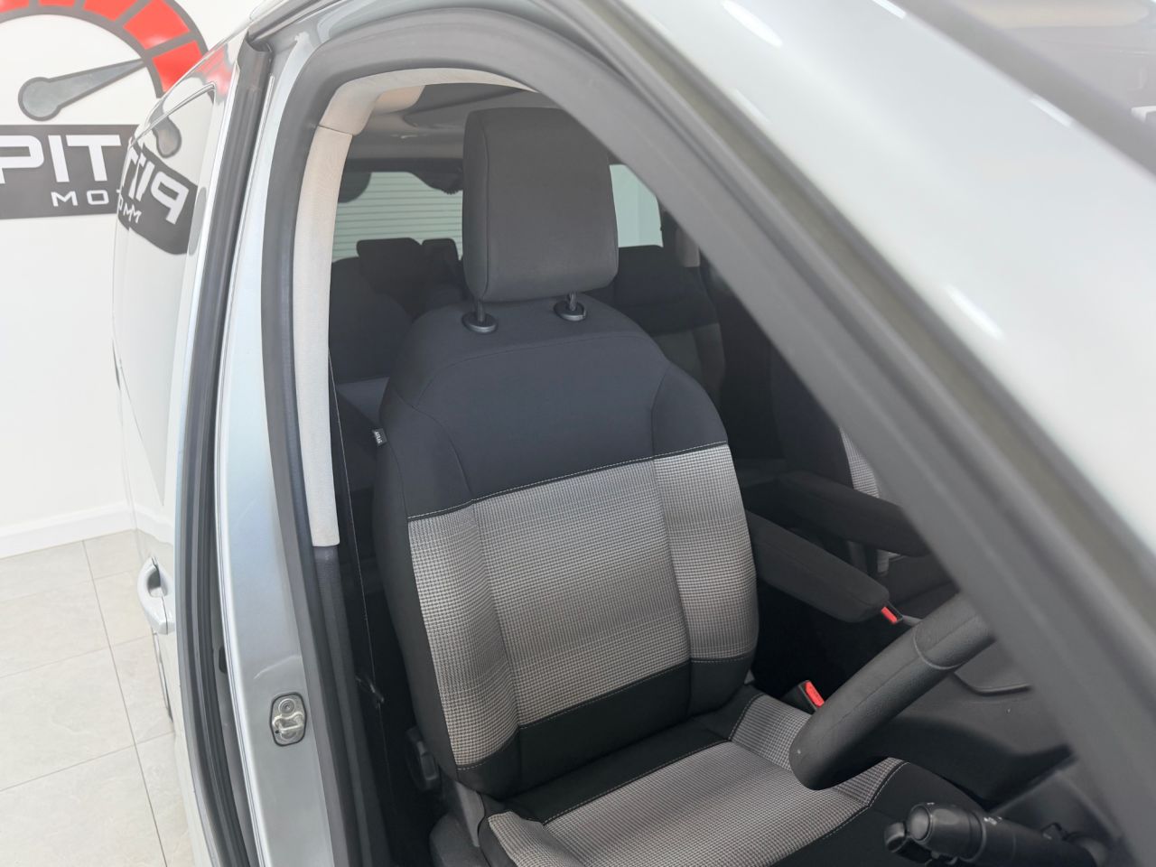 2017 CITROEN SPACETOURER 1.6 BlueHDi Feel M MPV 5dr Diesel Manual MWB Euro 6 (s/s) (115 ps) - vehicle photo 21 for sale on PureCar