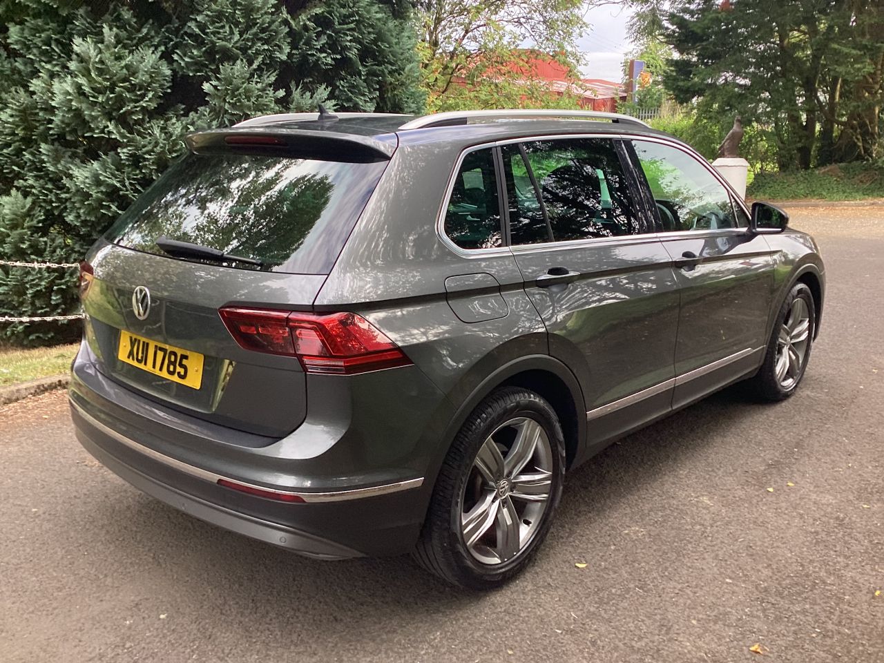2019 VOLKSWAGEN TIGUAN 2.0 TDI SEL SUV 5dr Diesel Manual Euro 6 (s/s) (150 ps) - vehicle photo 9 for sale on PureCar