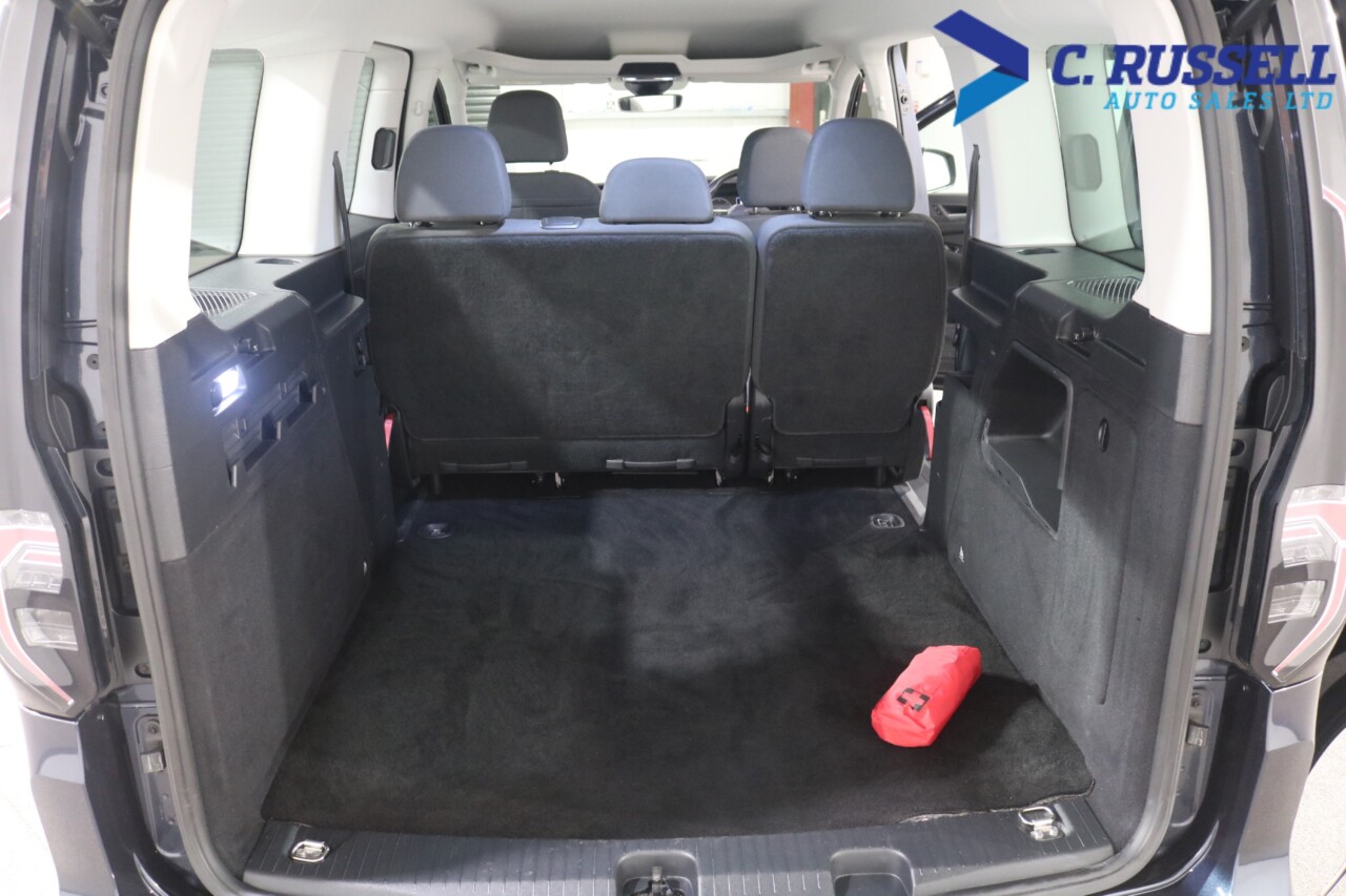2023 VOLKSWAGEN CADDY MAXI 2.0 TDI Life MPV 5dr Diesel DSG Euro 6 (s/s) (122 ps) - vehicle photo 24 for sale on PureCar